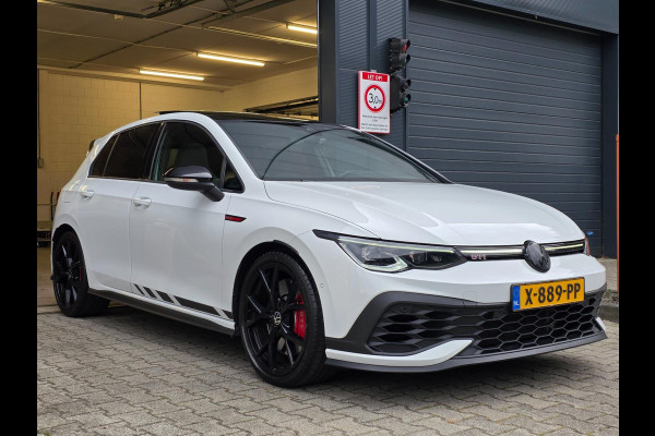 Volkswagen Golf 2.0 TSI GTI CLUBSPORT - BLACKSTYLE / PANO / KEYLESS / LEDER / HUD / HARMAN-KARDON / SFEERVERL. / STOELVENT. / IQ !
