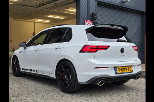 Volkswagen Golf 2.0 TSI GTI CLUBSPORT - BLACKSTYLE / PANO / KEYLESS / LEDER / HUD / HARMAN-KARDON / SFEERVERL. / STOELVENT. / IQ !