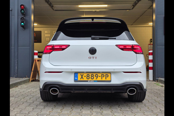 Volkswagen Golf 2.0 TSI GTI CLUBSPORT - BLACKSTYLE / PANO / KEYLESS / LEDER / HUD / HARMAN-KARDON / SFEERVERL. / STOELVENT. / IQ !