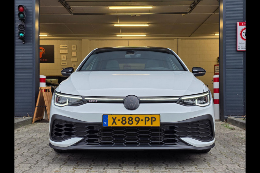 Volkswagen Golf 2.0 TSI GTI CLUBSPORT - BLACKSTYLE / PANO / KEYLESS / LEDER / HUD / HARMAN-KARDON / SFEERVERL. / STOELVENT. / IQ !