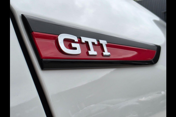 Volkswagen Golf 2.0 TSI GTI CLUBSPORT - BLACKSTYLE / PANO / KEYLESS / LEDER / HUD / HARMAN-KARDON / SFEERVERL. / STOELVENT. / IQ !