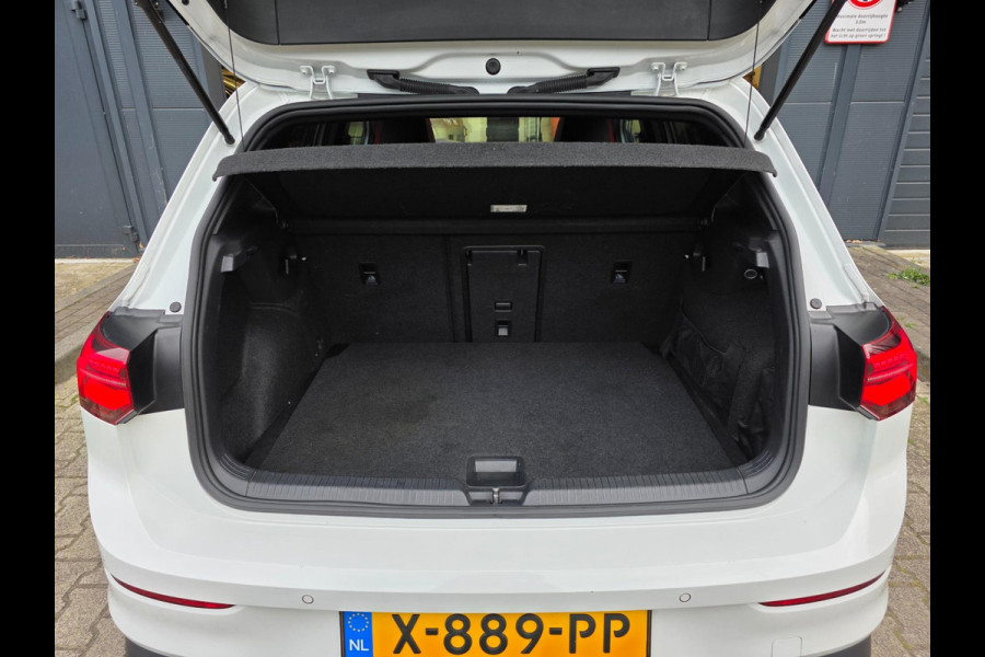 Volkswagen Golf 2.0 TSI GTI CLUBSPORT - BLACKSTYLE / PANO / KEYLESS / LEDER / HUD / HARMAN-KARDON / SFEERVERL. / STOELVENT. / IQ !