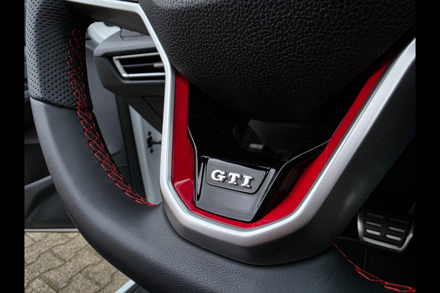 Volkswagen Golf 2.0 TSI GTI CLUBSPORT - BLACKSTYLE / PANO / KEYLESS / LEDER / HUD / HARMAN-KARDON / SFEERVERL. / STOELVENT. / IQ !