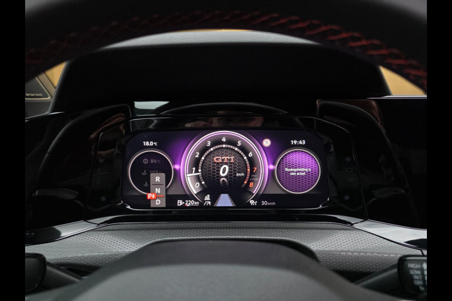 Volkswagen Golf 2.0 TSI GTI CLUBSPORT - BLACKSTYLE / PANO / KEYLESS / LEDER / HUD / HARMAN-KARDON / SFEERVERL. / STOELVENT. / IQ !