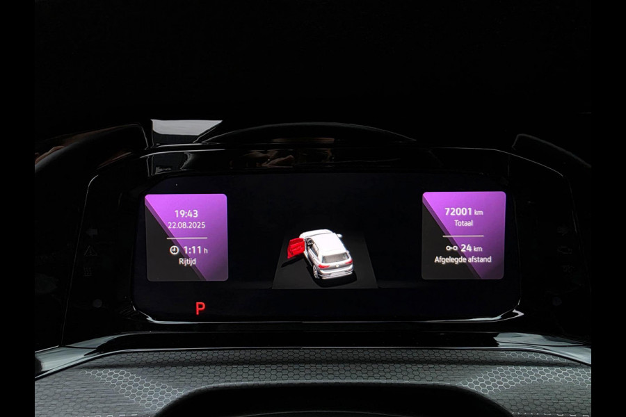 Volkswagen Golf 2.0 TSI GTI CLUBSPORT - BLACKSTYLE / PANO / KEYLESS / LEDER / HUD / HARMAN-KARDON / SFEERVERL. / STOELVENT. / IQ !