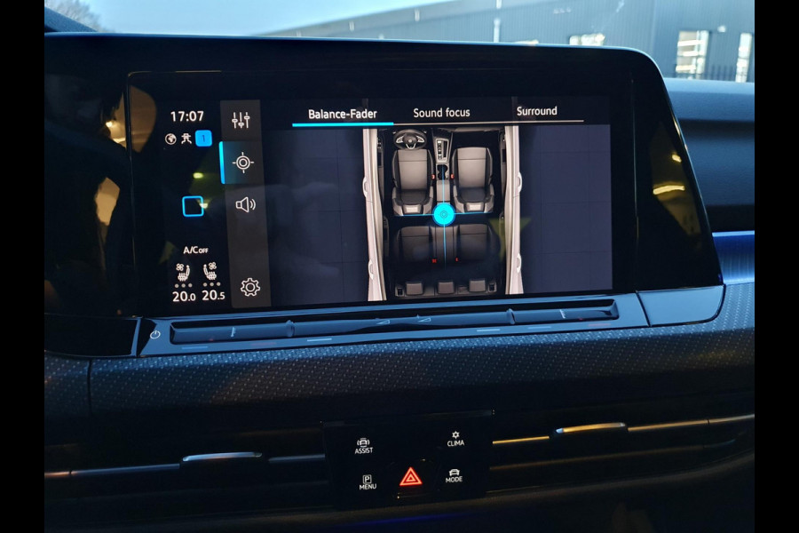 Volkswagen Golf 2.0 TSI GTI CLUBSPORT - BLACKSTYLE / PANO / KEYLESS / LEDER / HUD / HARMAN-KARDON / SFEERVERL. / STOELVENT. / IQ !