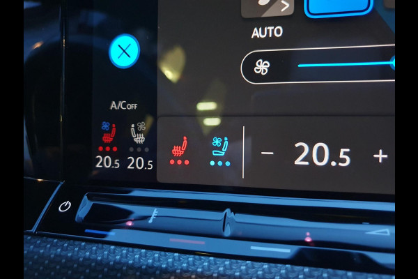 Volkswagen Golf 2.0 TSI GTI CLUBSPORT - BLACKSTYLE / PANO / KEYLESS / LEDER / HUD / HARMAN-KARDON / SFEERVERL. / STOELVENT. / IQ !