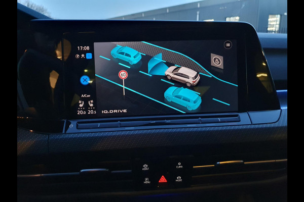 Volkswagen Golf 2.0 TSI GTI CLUBSPORT - BLACKSTYLE / PANO / KEYLESS / LEDER / HUD / HARMAN-KARDON / SFEERVERL. / STOELVENT. / IQ !