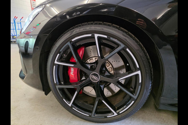 Audi RS3 Sportback 2.5 TFSI RS3 / Pano / B&O / Matrix LED / Dealer onderhouden / Full options / HUD / RS Zetels / GPS Track&Trace