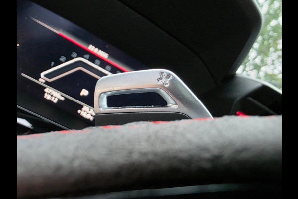 Audi RS3 Sportback 2.5 TFSI RS3 / Pano / B&O / Matrix LED / Dealer onderhouden / Full options / HUD / RS Zetels / GPS Track&Trace