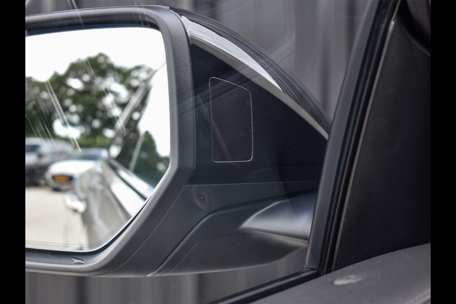 Audi Q8 60 TFSI e QUATTRO PRO LINE S COMPETITION | PANORAMADAK | BANG & OLUFSEN ADVANCED | S-SEATS | CARBON INLEG | HEAD-UP | 360 CAMERA