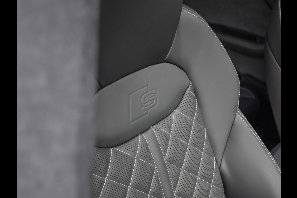 Audi Q8 60 TFSI e QUATTRO PRO LINE S COMPETITION | PANORAMADAK | BANG & OLUFSEN ADVANCED | S-SEATS | CARBON INLEG | HEAD-UP | 360 CAMERA