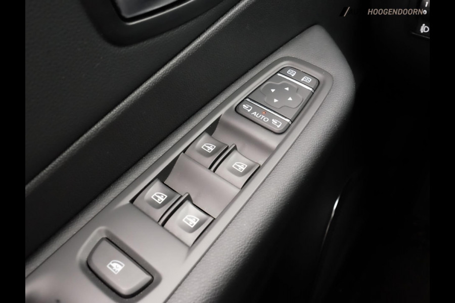 Renault Captur 0.9 TCe Bose (APPLE CARPLAY,FACELIFT,LED VERLICHTING,NAVIGATIE,KEYLESS,CRUISE,LEDER,CAMERA,LM-VELGEN,TOPCONDITIE)