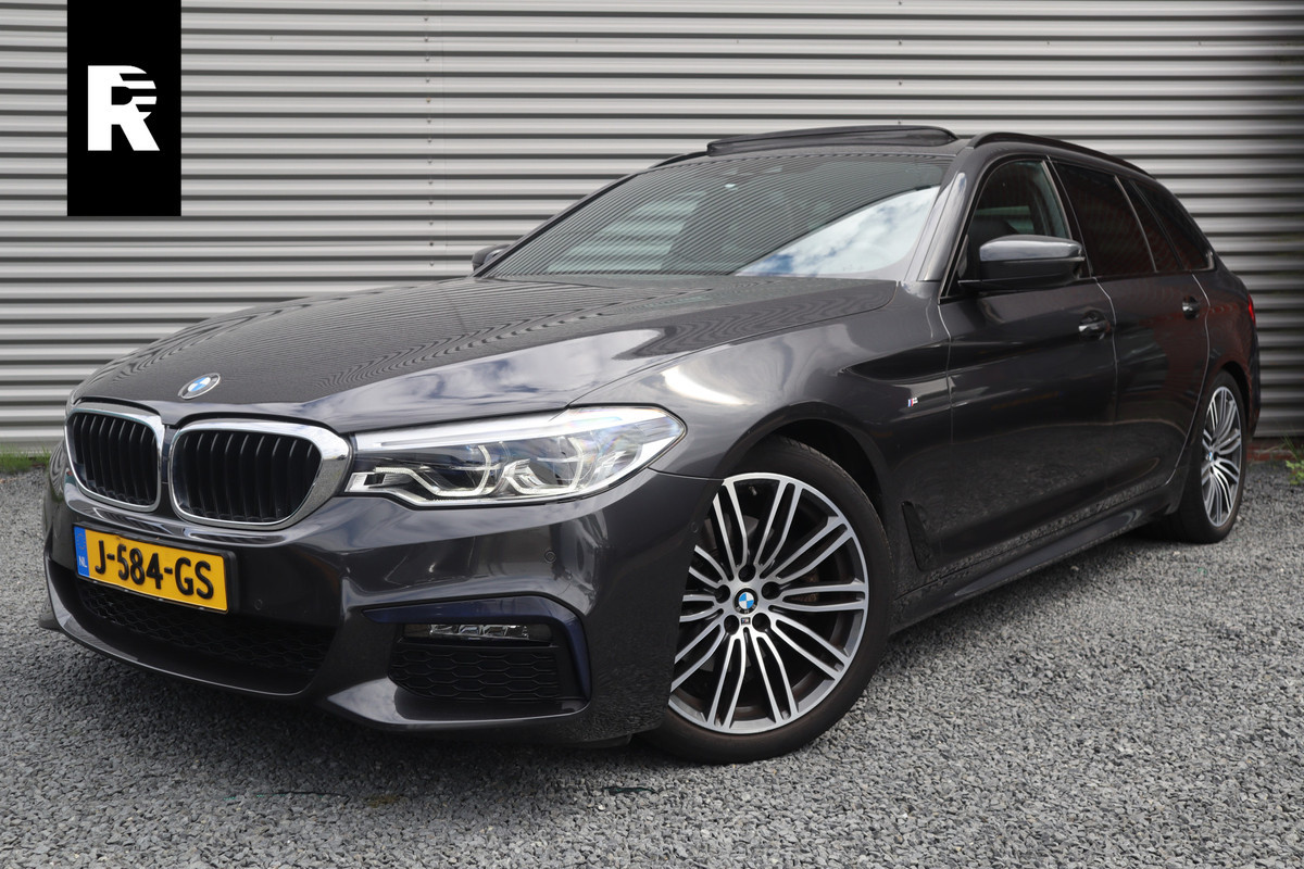 BMW 5 Serie Touring 520i High Executive M-Sport Leder dashboard / Pano / Individual / Camera / 19inch BMW 5 Serie Touring 520i High Executive M-Sport Leder dashboard / Pano / Individual / Camera / 19inch