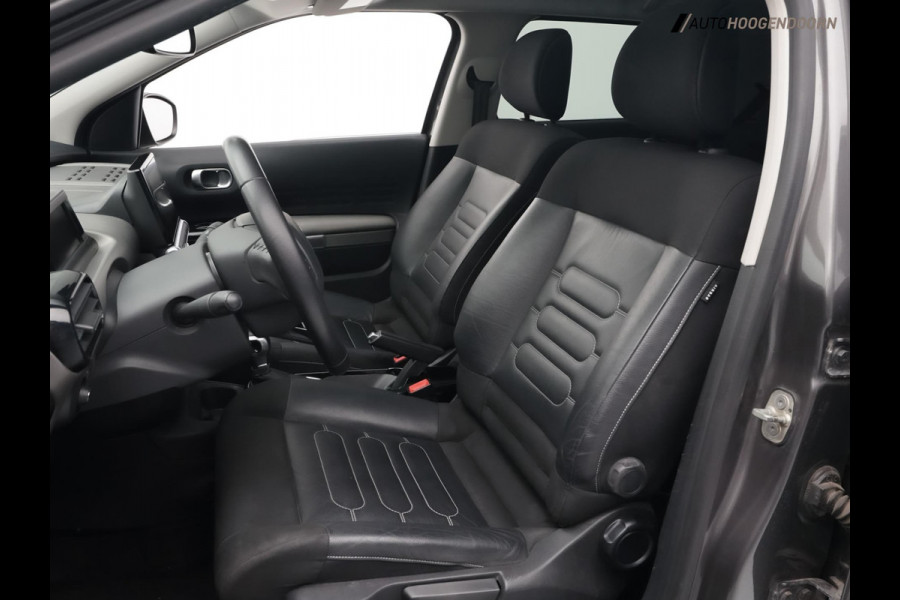 Citroën C4 Cactus 1.2 PureTech Shine 110pk (APPLE CARPLAY,AUTOMAAT,KEYLESS,LEDER,CRUISE,LM-VELGEN,CAMERA,PANORAMA,NIEUWE APK)