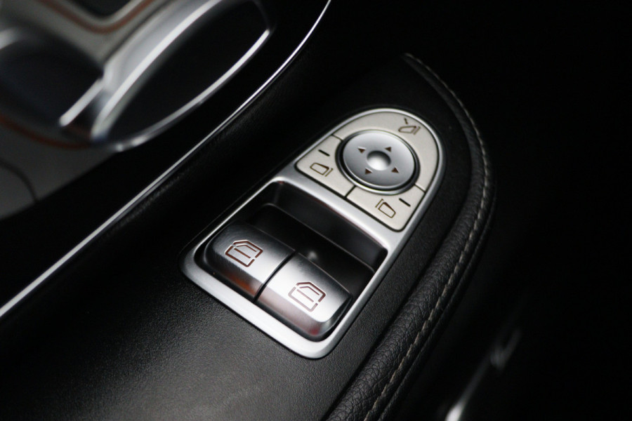 Mercedes-Benz V-Klasse 300d Extra Lang DC Avantgarde Edition 2x Schuifdeur, Leer, Elektrische Stoelen, Apple Carplay, LED, Trekhaak, 19''