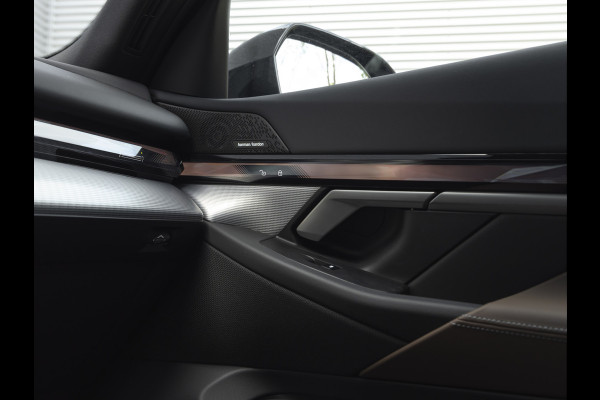 BMW 5 Serie 550e xDrive - M-Sport Pro - Pano - Onderstel Prof - Trekhaak - Stoelventilatie