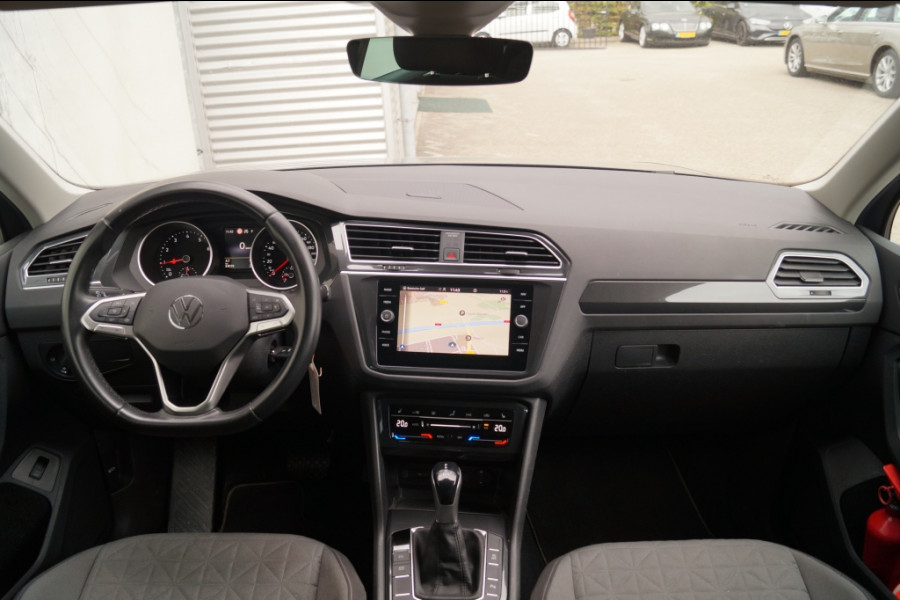Volkswagen Tiguan 1.5 TSI 150pk DSG Life -NAVI-ECC-PDC-