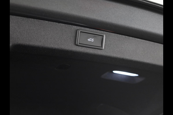 Škoda Enyaq 60 Selection 204 pk | Business upgrade pakket - CLEVER
