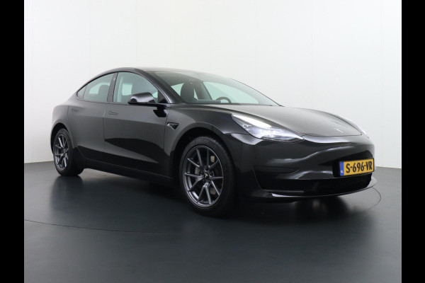 Tesla Model 3 Standard RWD Plus 60 kWh LFP Accu | 1e eigenaar | Origineel Nederlandse auto met NAP | Rijklaar geleverd met fabrieksgarantie!
