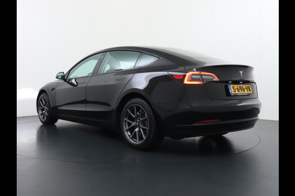 Tesla Model 3 Standard RWD Plus 60 kWh LFP Accu | 1e eigenaar | Origineel Nederlandse auto met NAP | Rijklaar geleverd met fabrieksgarantie!