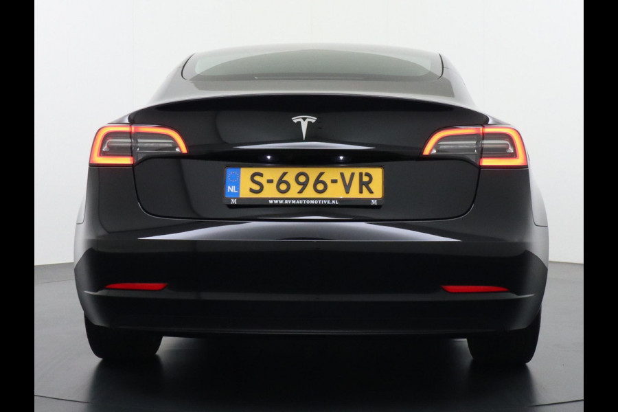 Tesla Model 3 Standard RWD Plus 60 kWh LFP Accu | 1e eigenaar | Origineel Nederlandse auto met NAP | Rijklaar geleverd met fabrieksgarantie!