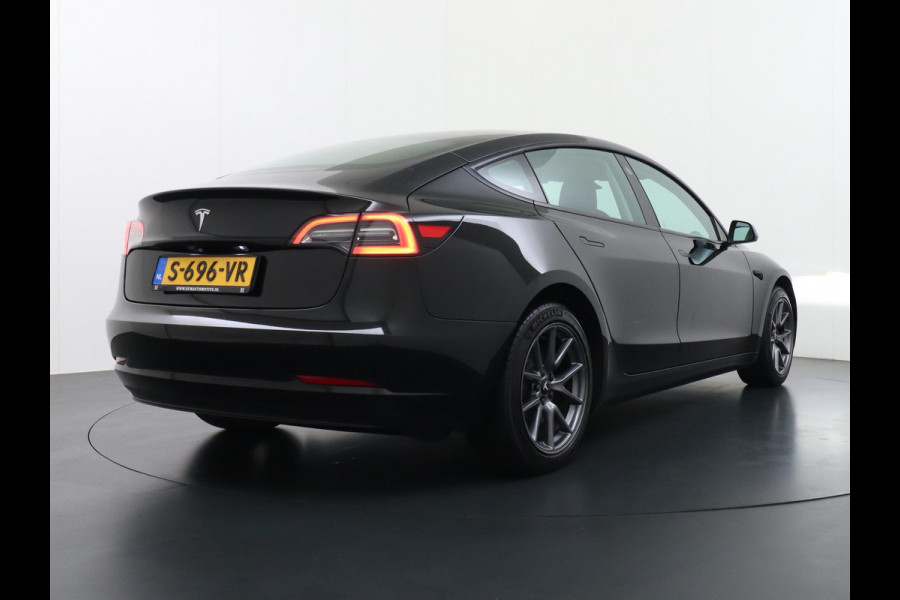 Tesla Model 3 Standard RWD Plus 60 kWh LFP Accu | 1e eigenaar | Origineel Nederlandse auto met NAP | Rijklaar geleverd met fabrieksgarantie!
