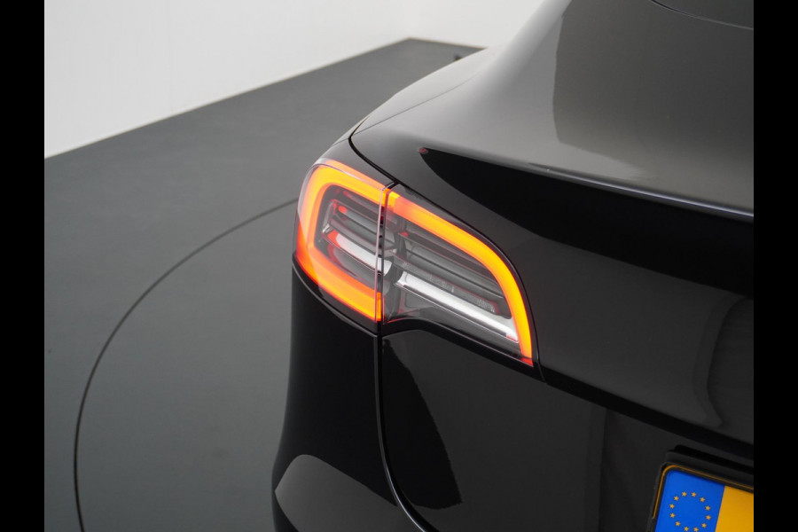 Tesla Model 3 Standard RWD Plus 60 kWh LFP Accu | 1e eigenaar | Origineel Nederlandse auto met NAP | Rijklaar geleverd met fabrieksgarantie!