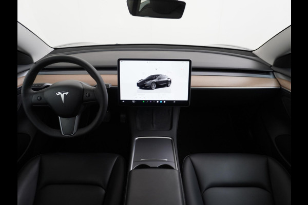 Tesla Model 3 Standard RWD Plus 60 kWh LFP Accu | 1e eigenaar | Origineel Nederlandse auto met NAP | Rijklaar geleverd met fabrieksgarantie!