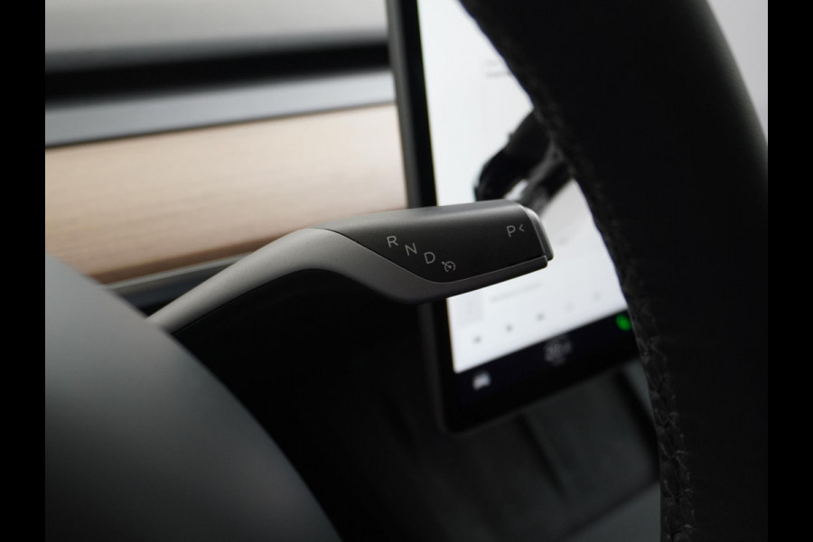 Tesla Model 3 Standard RWD Plus 60 kWh LFP Accu | 1e eigenaar | Origineel Nederlandse auto met NAP | Rijklaar geleverd met fabrieksgarantie!