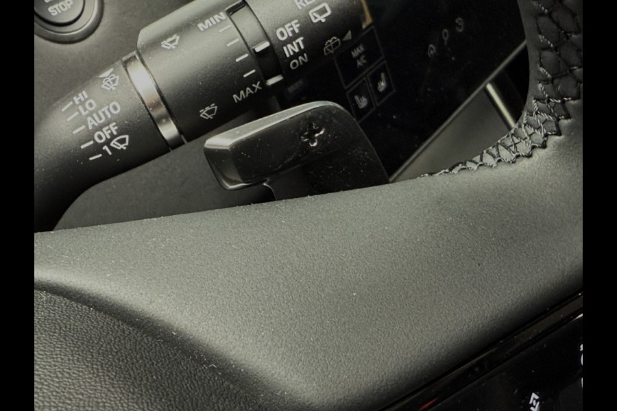 Land Rover Range Rover Evoque P270e S Black Pack Pan/schuifdak ACC stuur/stoel verw/360° camera 5 jaar garantie