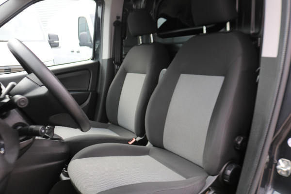 Fiat Dobló Cargo 1.3 MJ L1 H1 SX