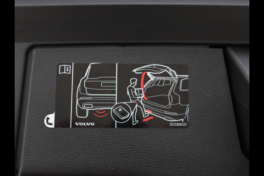 Volvo XC60 2.0 Recharge T8 AWD R Design | Panoramadak | Head-Up | 360 Camera | Stoel & stuurverwarming | Carplay | Keyless | Harman/Kardon | Navigatie | Half leder | Memory | PHEV | Plug In