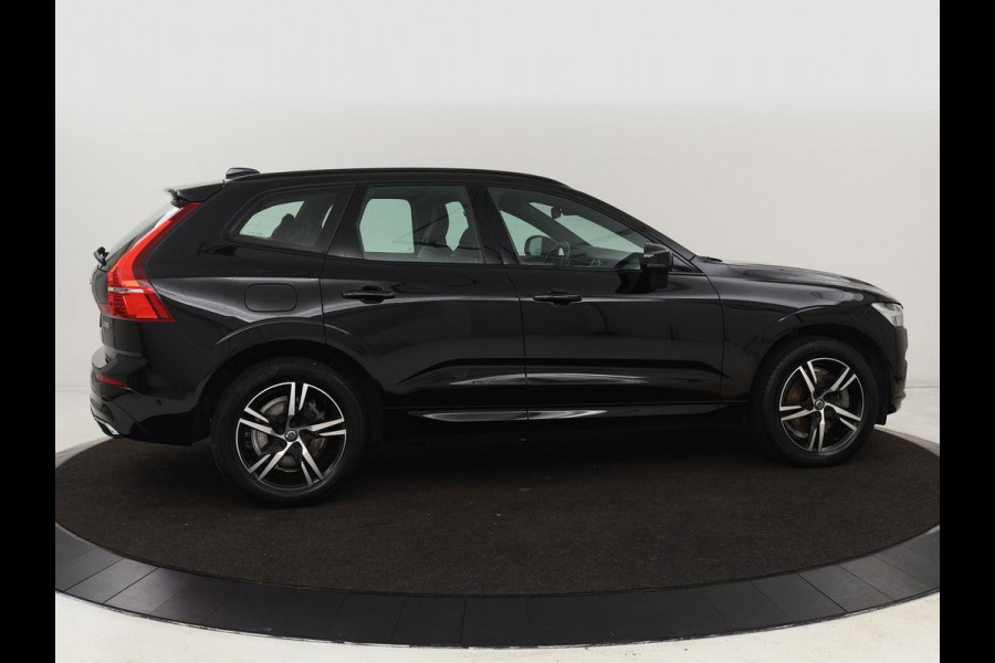 Volvo XC60 2.0 Recharge T8 AWD R Design | Panoramadak | Head-Up | 360 Camera | Stoel & stuurverwarming | Carplay | Keyless | Harman/Kardon | Navigatie | Half leder | Memory | PHEV | Plug In