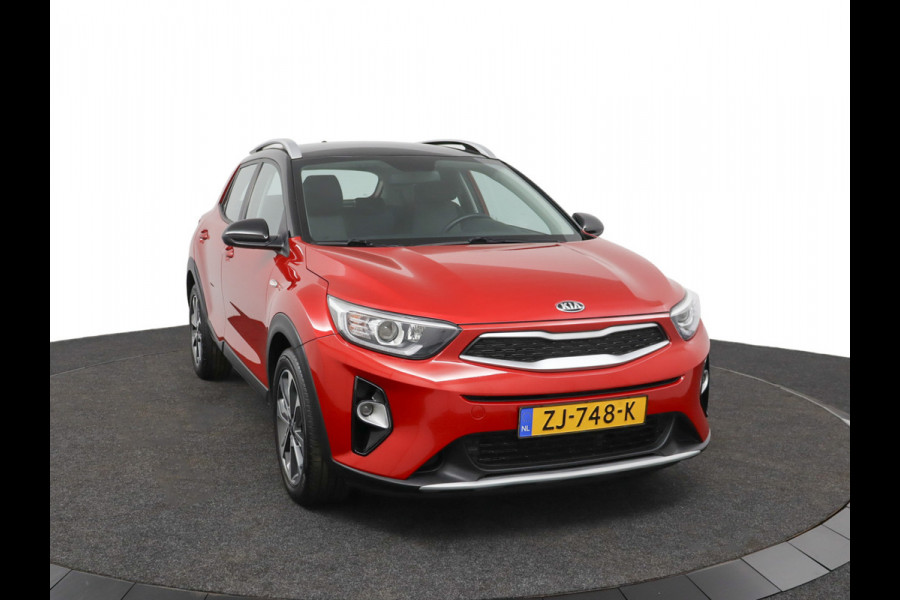 Kia Stonic 1.0 T-GDi DynamicLine - Airco - Cruise Control - Lichtmetalen Velgen - Navigatie - Fabrieksgarantie Tot 2026