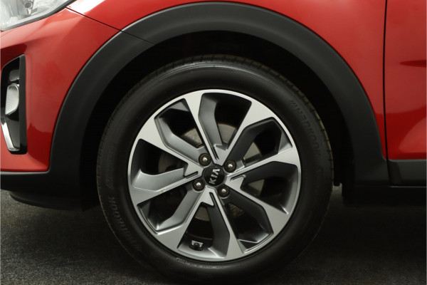 Kia Stonic 1.0 T-GDi DynamicLine - Airco - Cruise Control - Lichtmetalen Velgen - Navigatie - Fabrieksgarantie Tot 2026