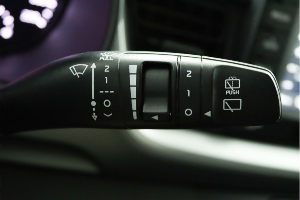 Kia Stonic 1.0 T-GDi DynamicLine - Airco - Cruise Control - Lichtmetalen Velgen - Navigatie - Fabrieksgarantie Tot 2026