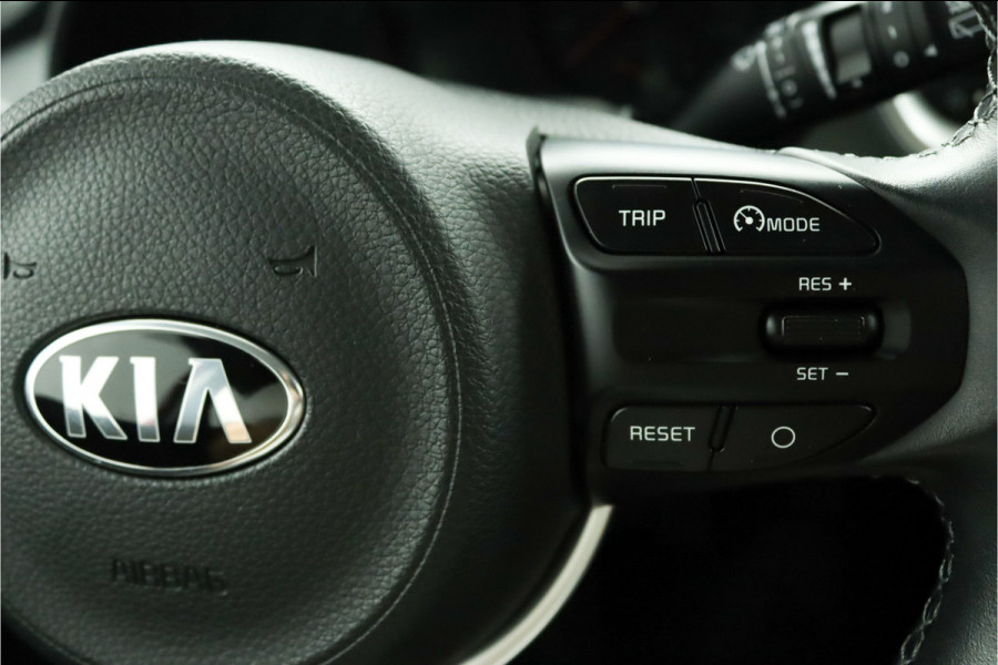 Kia Stonic 1.0 T-GDi DynamicLine - Airco - Cruise Control - Lichtmetalen Velgen - Navigatie - Fabrieksgarantie Tot 2026