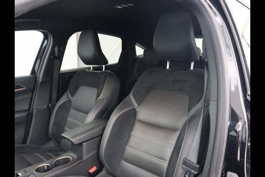 Renault Arkana 1.6 Hybrid 145 E-Tech Engineered | Leder/Alcanatara | Trekhaak | Stoel & stuurverwarming | Adaptive cruise | Carplay | Navigatie | Park Assist