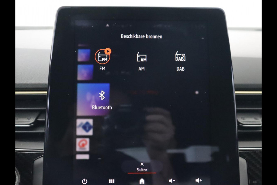 Renault Arkana 1.6 Hybrid 145 E-Tech Engineered | Leder/Alcanatara | Trekhaak | Stoel & stuurverwarming | Adaptive cruise | Carplay | Navigatie | Park Assist