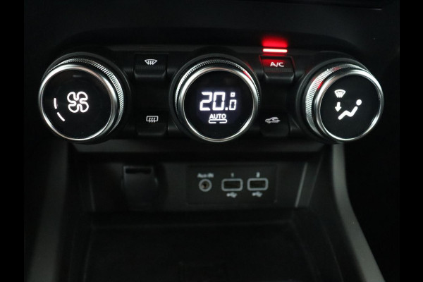 Renault Arkana 1.6 Hybrid 145 E-Tech Engineered | Leder/Alcanatara | Trekhaak | Stoel & stuurverwarming | Adaptive cruise | Carplay | Navigatie | Park Assist