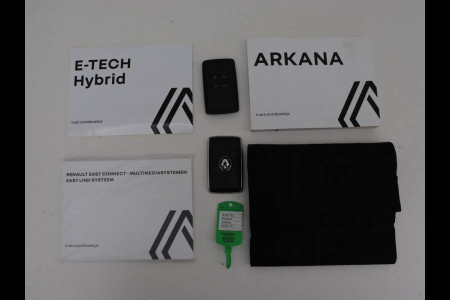 Renault Arkana 1.6 Hybrid 145 E-Tech Engineered | Leder/Alcanatara | Trekhaak | Stoel & stuurverwarming | Adaptive cruise | Carplay | Navigatie | Park Assist