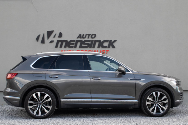 Volkswagen Touareg 3.0 TSI eHybrid 4MOTION / Luchtvering/ Standkachel/ Massagefunctie/ Panoramadak/ Trekhaak/ 280kW (381PK)