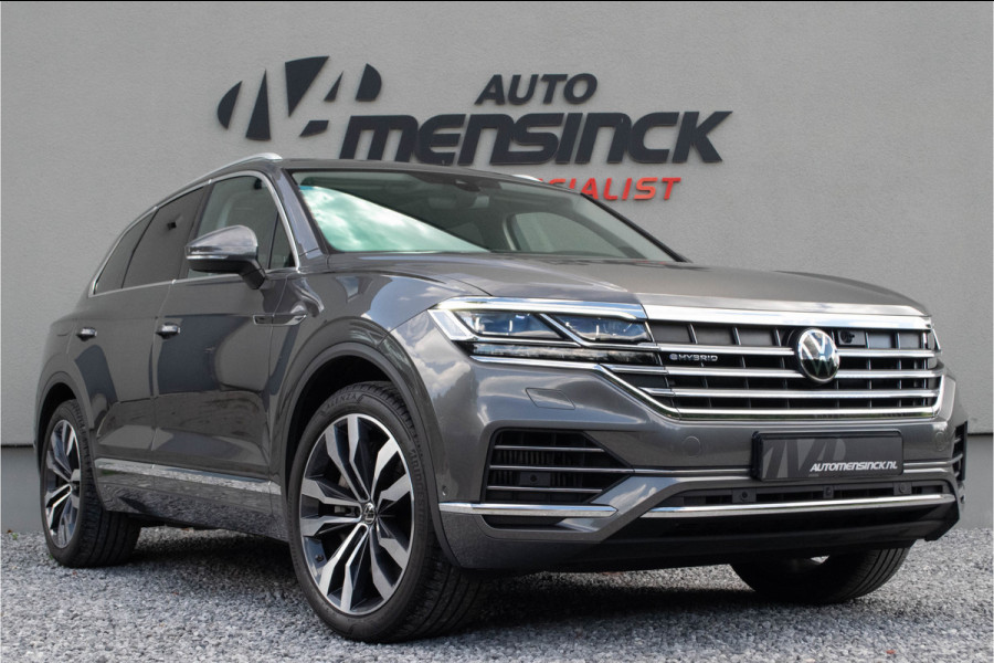 Volkswagen Touareg 3.0 TSI eHybrid 4MOTION / Luchtvering/ Standkachel/ Massagefunctie/ Panoramadak/ Trekhaak/ 280kW (381PK)