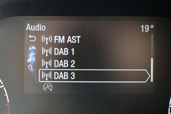 Ford Transit Connect 1.5 EcoBlue 120 PK AUT L2 | CarPlay | Camera | Trekhaak | Cruise control | PDC | Dealer onhouden | Nieuwe APK