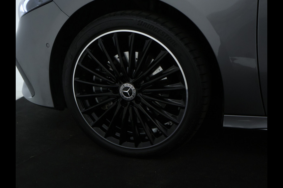 Mercedes-Benz A-Klasse 250 e AMG Line AMG Line Advanced Plus | Night Pakket | 19 Inch AMG velgen | Stoel en Stuurverwarming. Inclusief 24 maanden MB Certified garantie voor Europa. Mercedes-Benz A-Klasse 250 e AMG Line AMG Line Advanced Plus | Night Pakket | 19 Inch AMG velgen | Stoel en Stuurverwarming. Inclusief 24 maanden MB Certified garantie voor Europa.