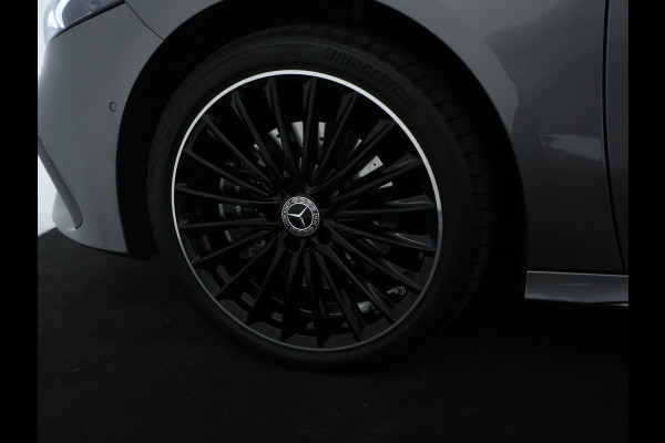 Mercedes-Benz A-Klasse 250 e AMG Line AMG Line Advanced Plus | Night Pakket | 19 Inch AMG velgen | Stoel en Stuurverwarming. Inclusief 24 maanden MB Certified garantie voor Europa. Mercedes-Benz A-Klasse 250 e AMG Line AMG Line Advanced Plus | Night Pakket | 19 Inch AMG velgen | Stoel en Stuurverwarming. Inclusief 24 maanden MB Certified garantie voor Europa.