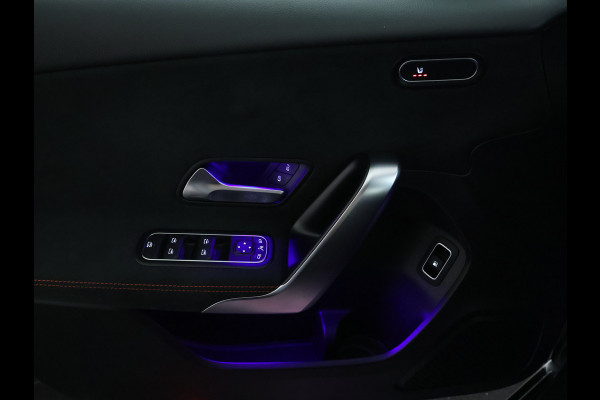 Mercedes-Benz A-Klasse 250 e AMG Line AMG Line Advanced Plus | Night Pakket | 19 Inch AMG velgen | Stoel en Stuurverwarming. Inclusief 24 maanden MB Certified garantie voor Europa. Mercedes-Benz A-Klasse 250 e AMG Line AMG Line Advanced Plus | Night Pakket | 19 Inch AMG velgen | Stoel en Stuurverwarming. Inclusief 24 maanden MB Certified garantie voor Europa.