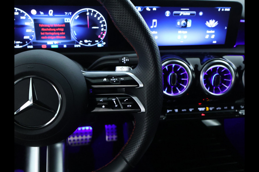 Mercedes-Benz A-Klasse 250 e AMG Line AMG Line Advanced Plus | Night Pakket | 19 Inch AMG velgen | Stoel en Stuurverwarming. Inclusief 24 maanden MB Certified garantie voor Europa. Mercedes-Benz A-Klasse 250 e AMG Line AMG Line Advanced Plus | Night Pakket | 19 Inch AMG velgen | Stoel en Stuurverwarming. Inclusief 24 maanden MB Certified garantie voor Europa.