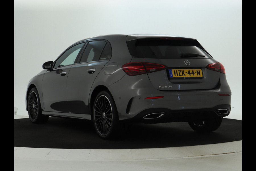 Mercedes-Benz A-Klasse 250 e AMG Line AMG Line Advanced Plus | Night Pakket | 19 Inch AMG velgen | Stoel en Stuurverwarming. Inclusief 24 maanden MB Certified garantie voor Europa. Mercedes-Benz A-Klasse 250 e AMG Line AMG Line Advanced Plus | Night Pakket | 19 Inch AMG velgen | Stoel en Stuurverwarming. Inclusief 24 maanden MB Certified garantie voor Europa.